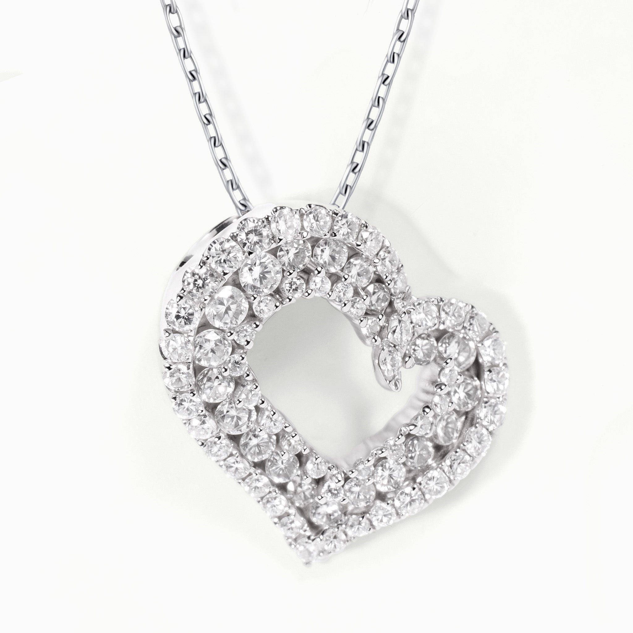 18K White Gold Heart Pendant with Natural Diamonds - JewelryAndStore