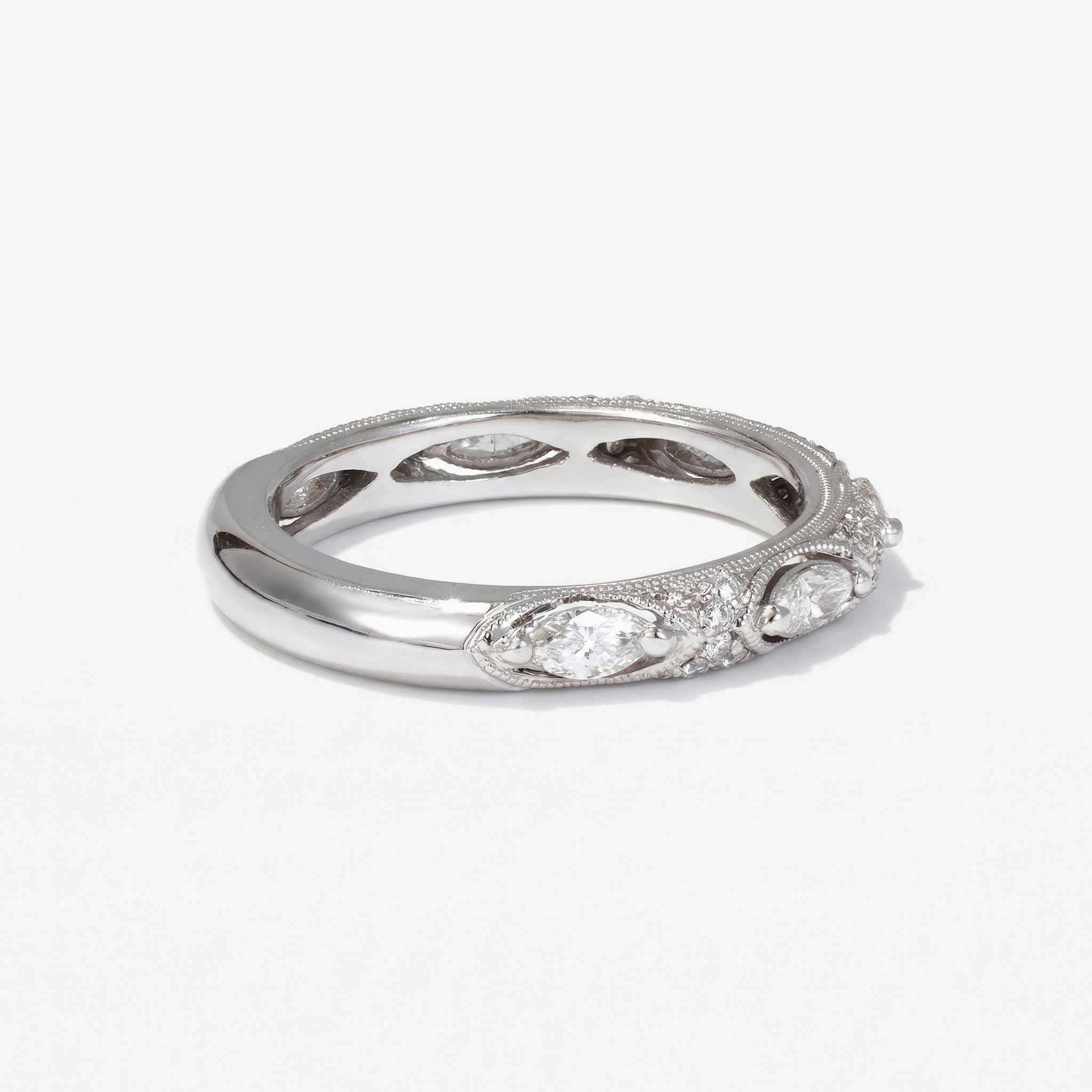 Natural Diamond Vintage Inspired Ring 18K Gold - JewelryandStore
