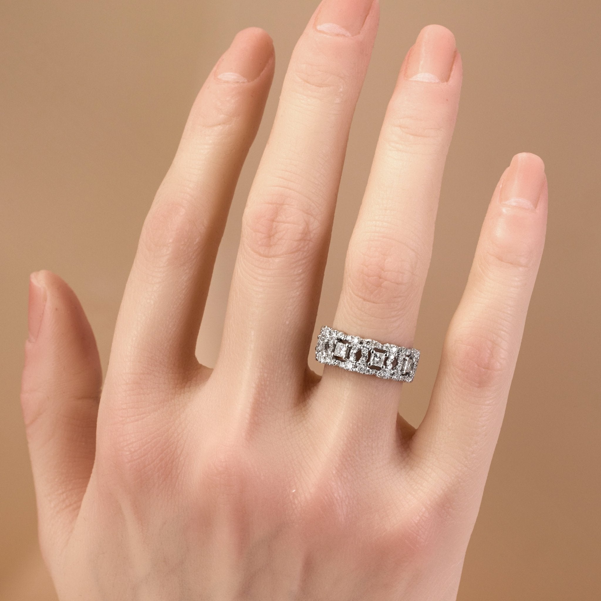 18K Gold Diamond Cocktail Ring - Jewelry And Store