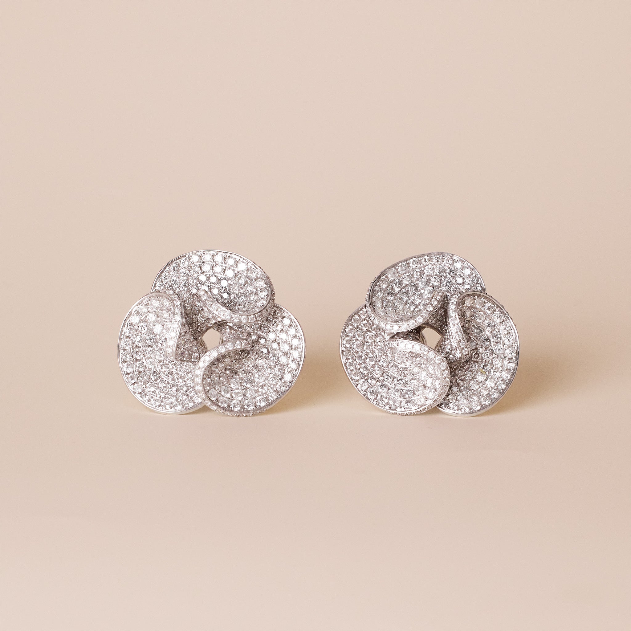 4.07ct.tw. Natural Diamond Earrings in 18K Gold - Jewelry And Store