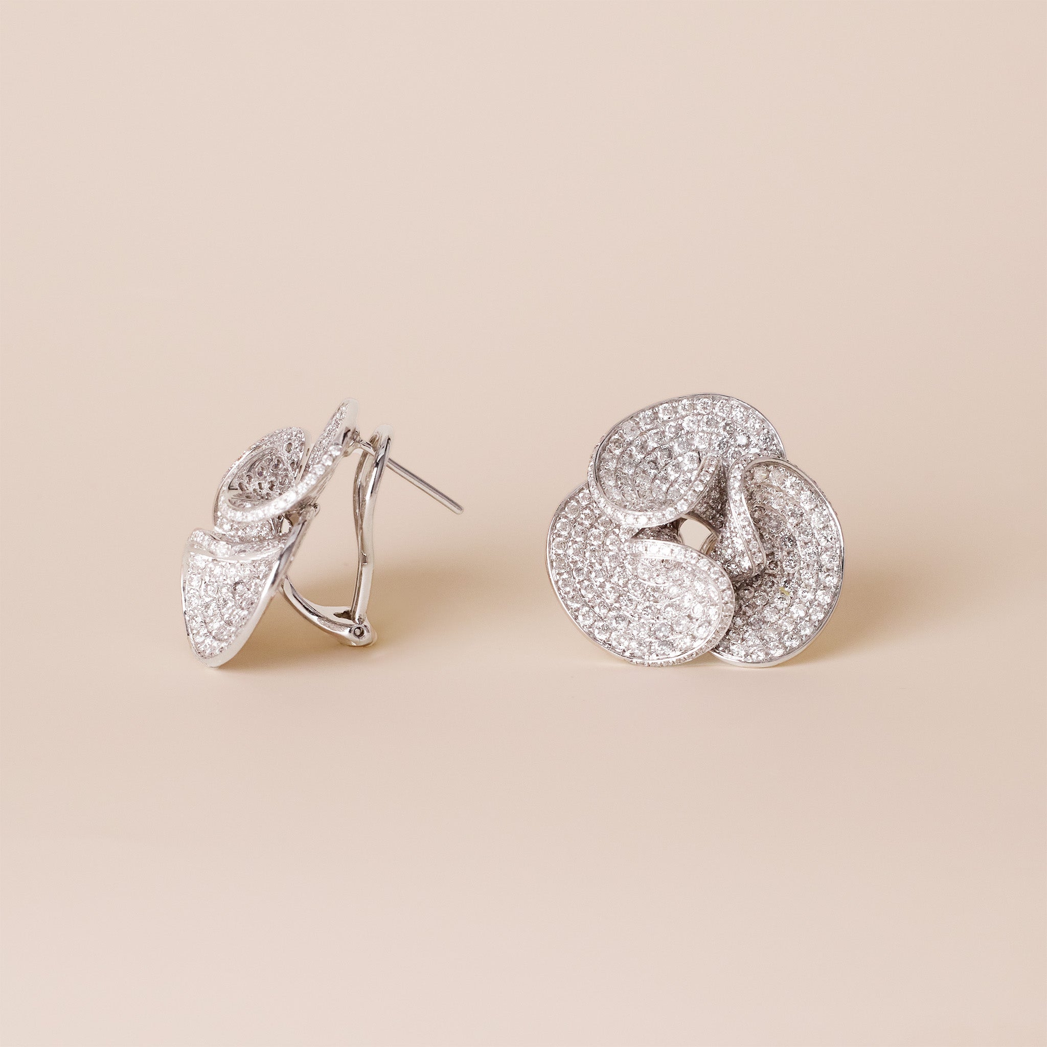 4.07ct.tw. Natural Diamond Earrings in 18K Gold - Jewelry And Store