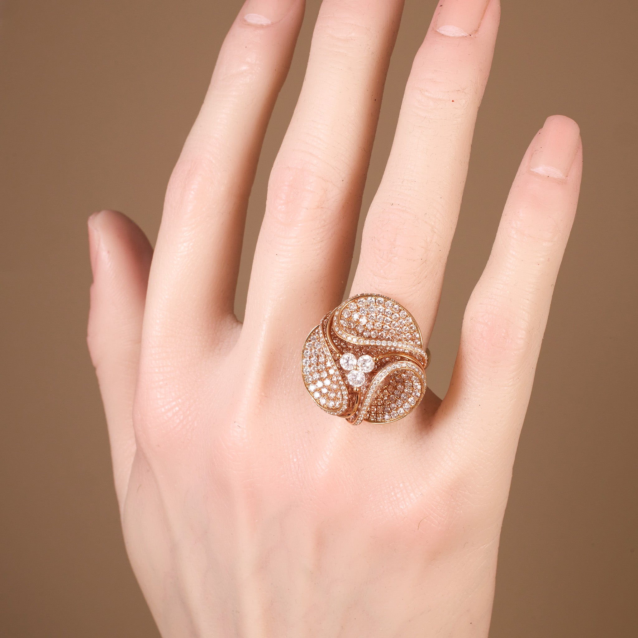 18K Gold Magnolia Ring with 4.57ct.tw. Natural White Diamonds - Jewelry And Store