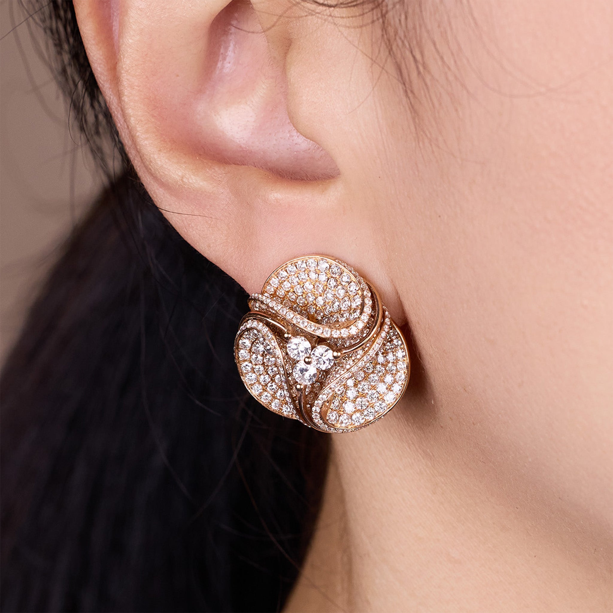 18K Gold Magnolia Earrings with 6.02ct.tw. Natural Diamonds