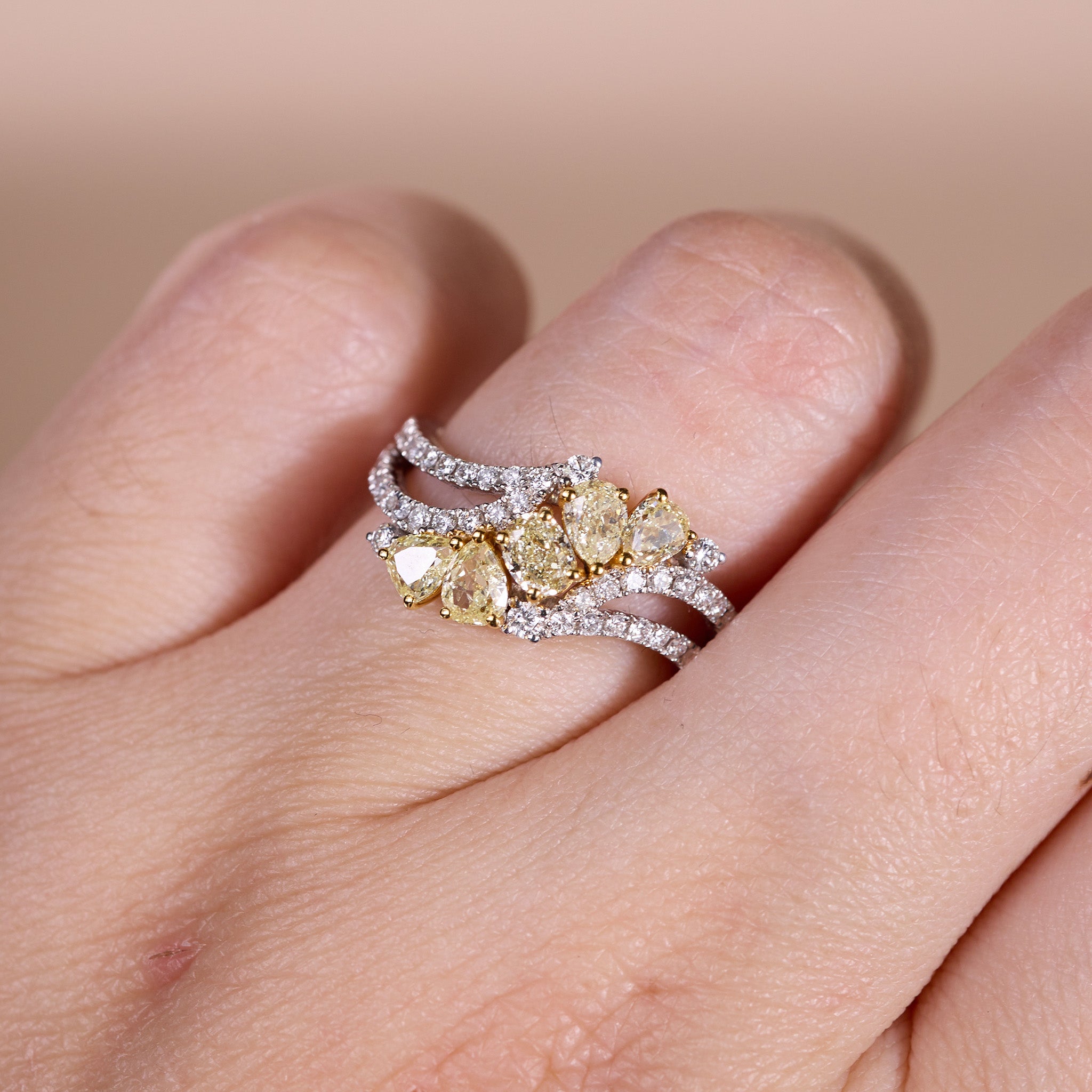 18K Gold Natural Yellow Diamond Twist Shank Ring - JewelryAndStore