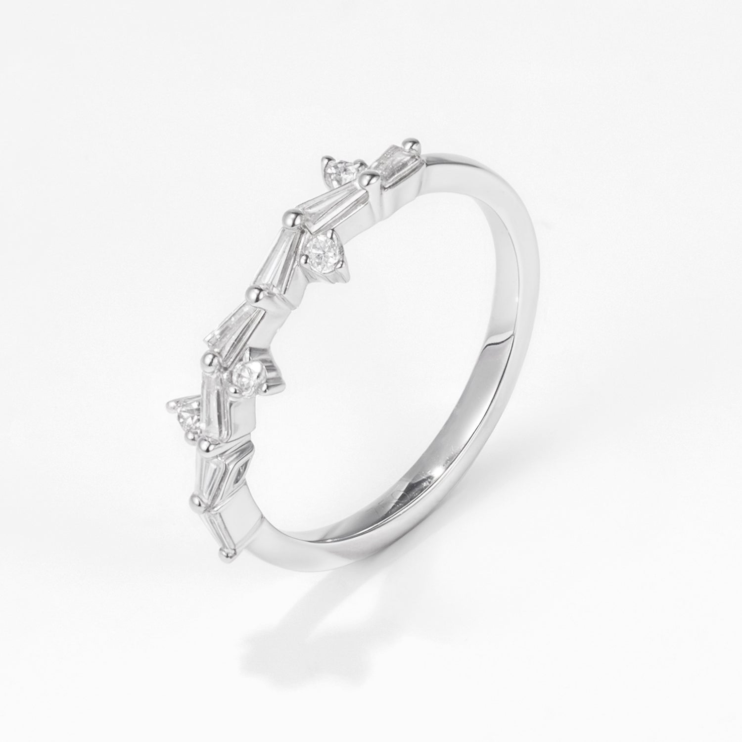 18K Gold Natural Baguette Diamond Stackable Ring - JewelryAndStore