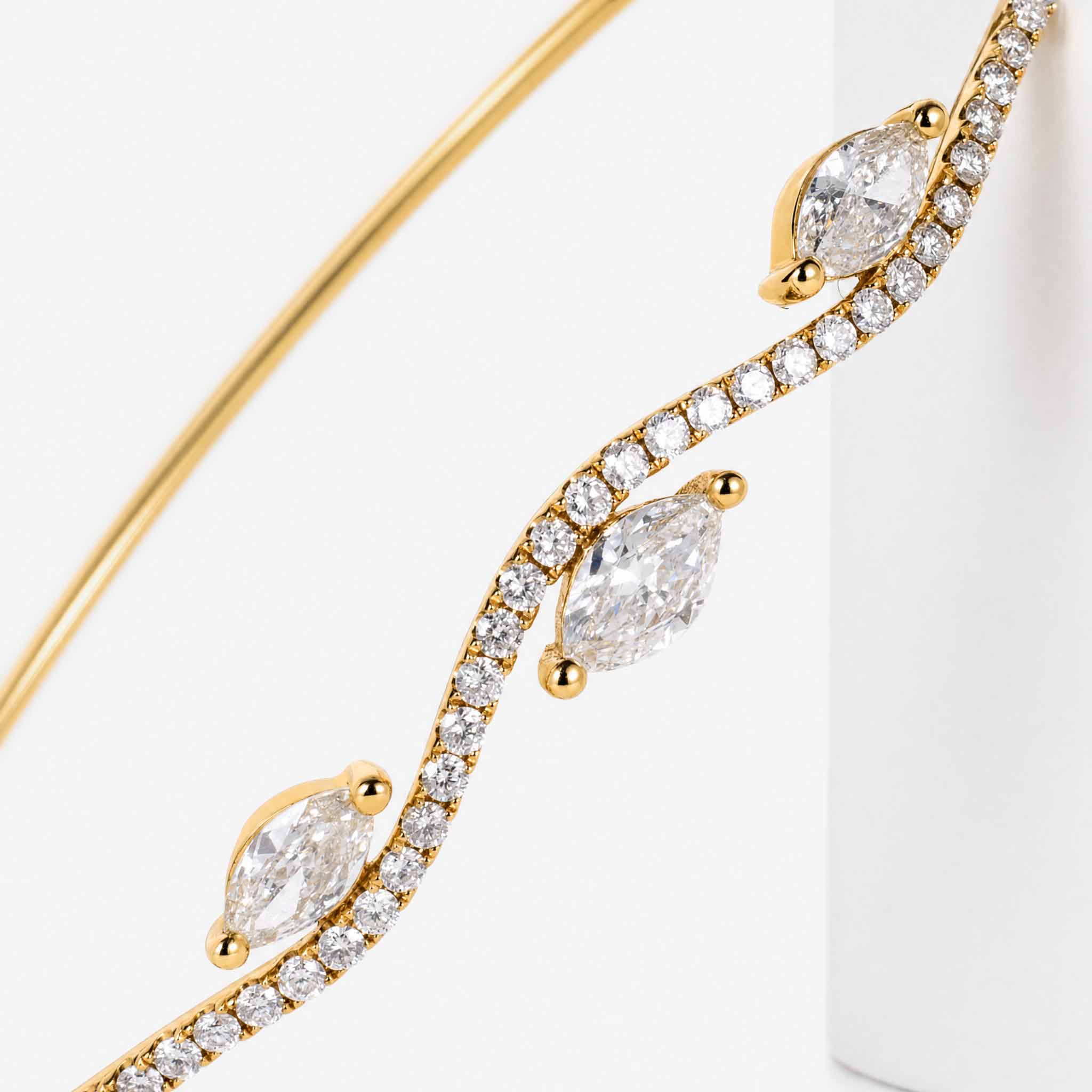 1.23ct Natural Marquise and Round Diamond Wave Bangle in 18K Yellow Gold - JewelryAndStore