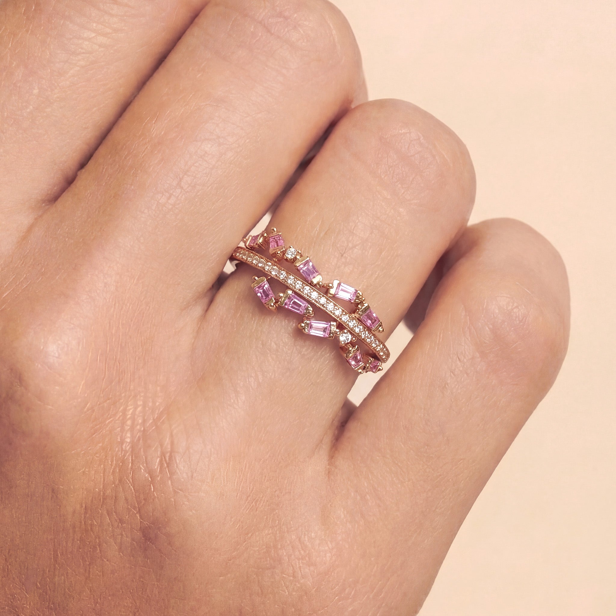 18K Gold Natural Diamond & Pink Sapphire Band Ring - JewelryAndStore
