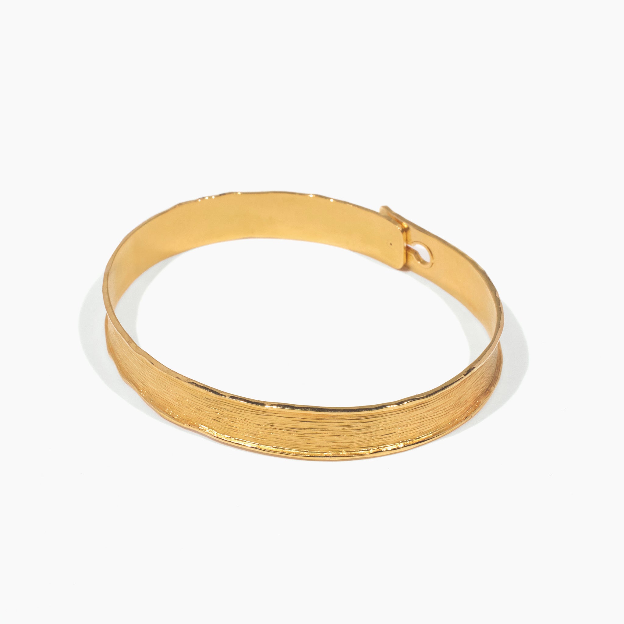 18K gold diamond bangle with hand - hammered texture - Jewelry And Store