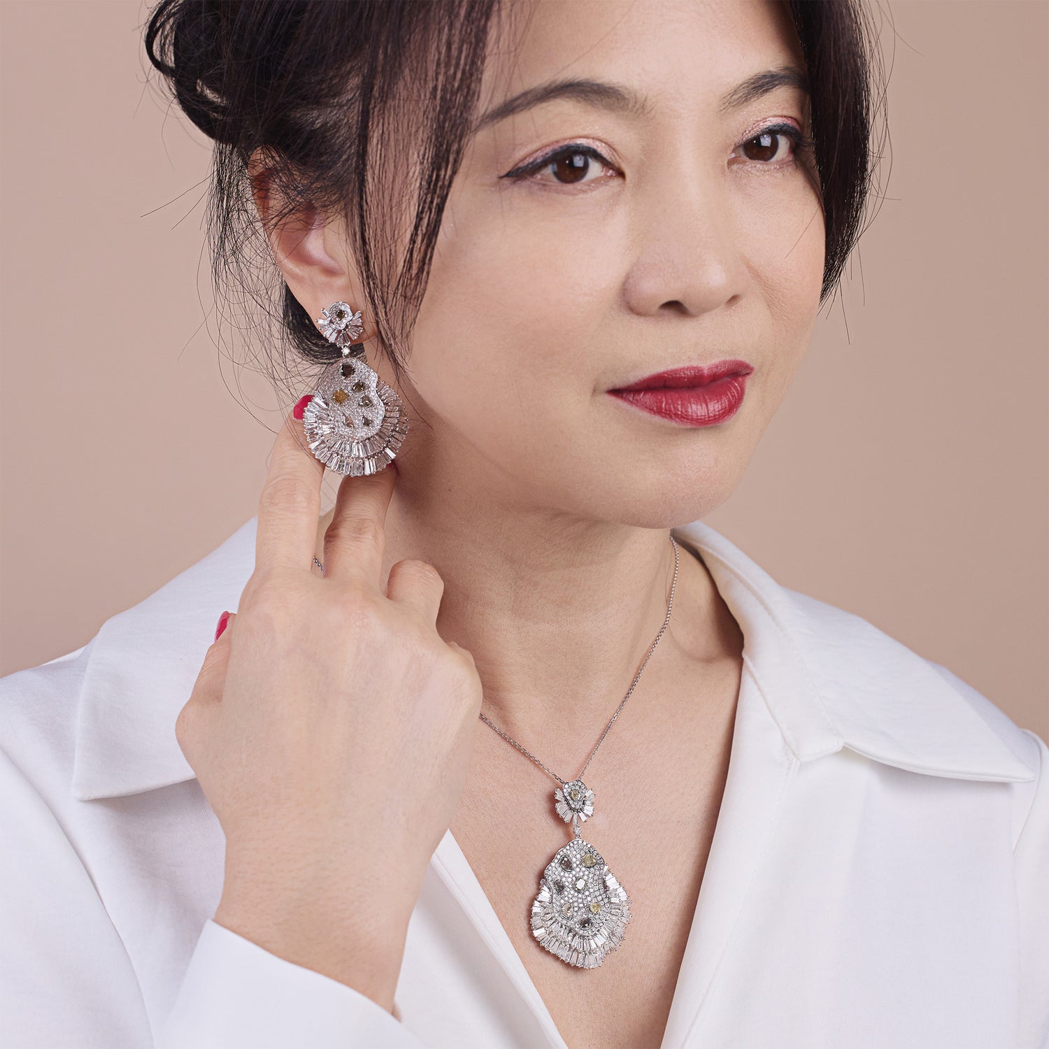 18K White Gold Art Deco Pendant with Natural Diamonds - Jewelry And Store