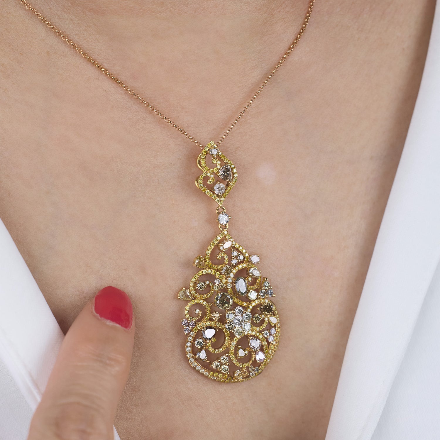 18K Yellow Gold Vintage - inspired Diamond Pendant - Jewelry And Store