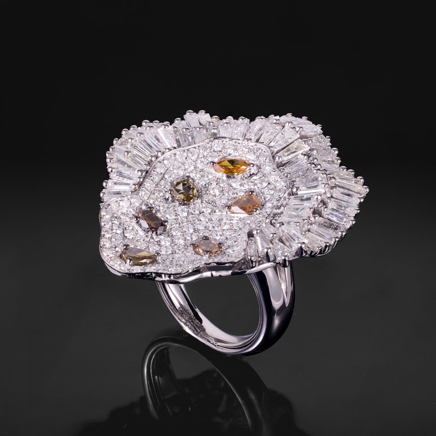 18K White Gold Art Deco Cocktail Ring with Natural Diamonds - Jewelry And Store