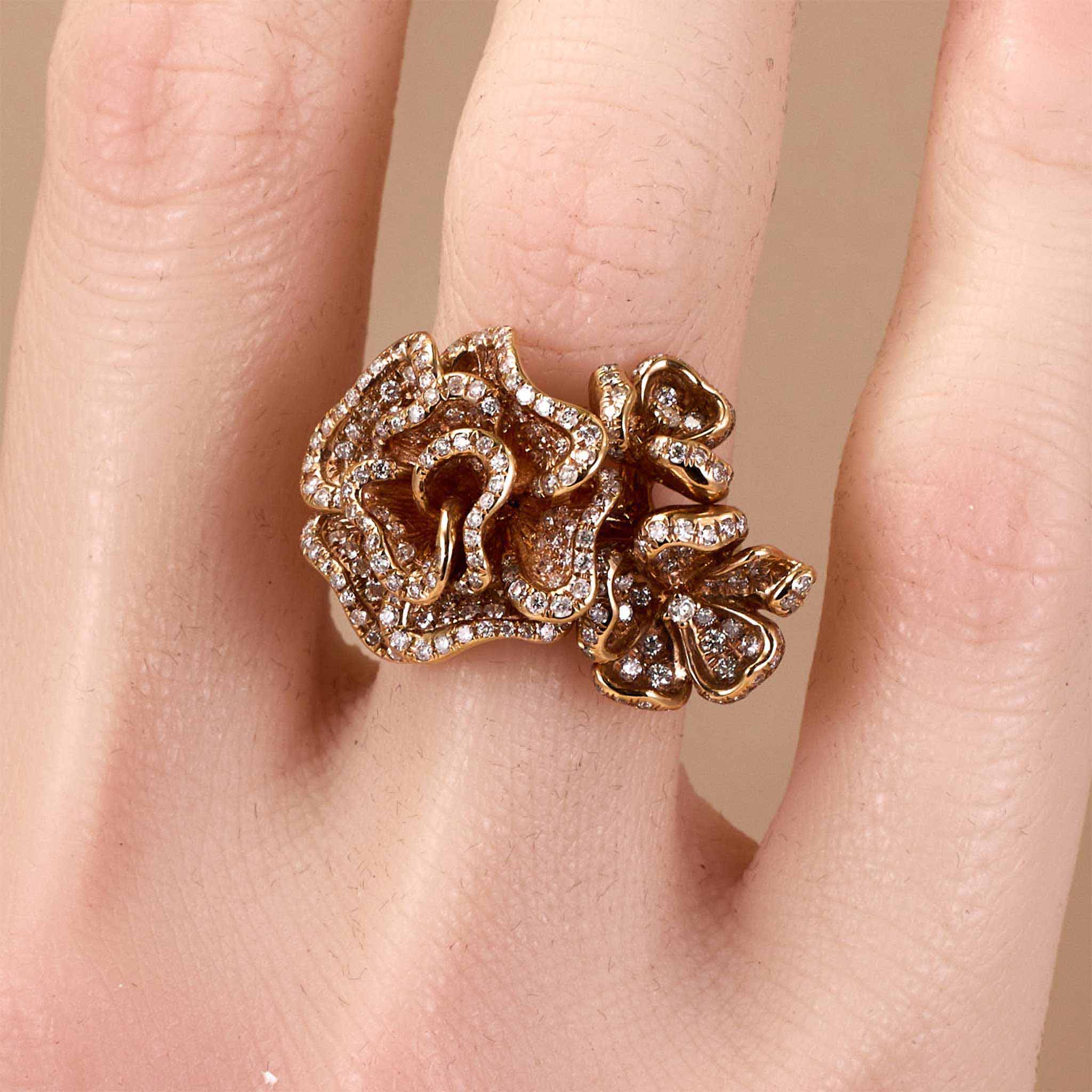 1.40ct Natural Diamond Floral Cluster Blossom Ring in 18K Gold - JewelryAndStore