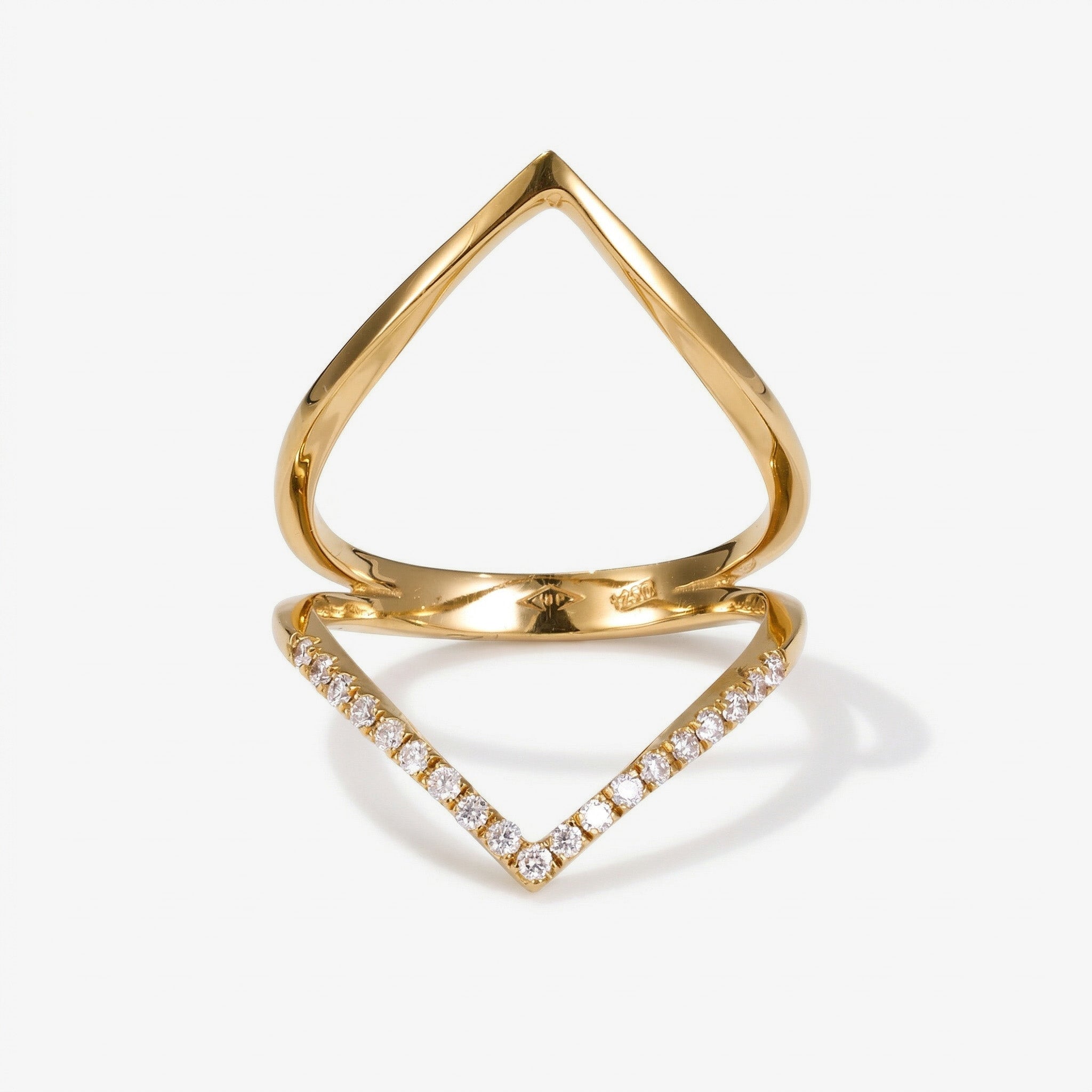 14K Yellow Gold Natural Diamond Chevron Ring - JewelryAndStore
