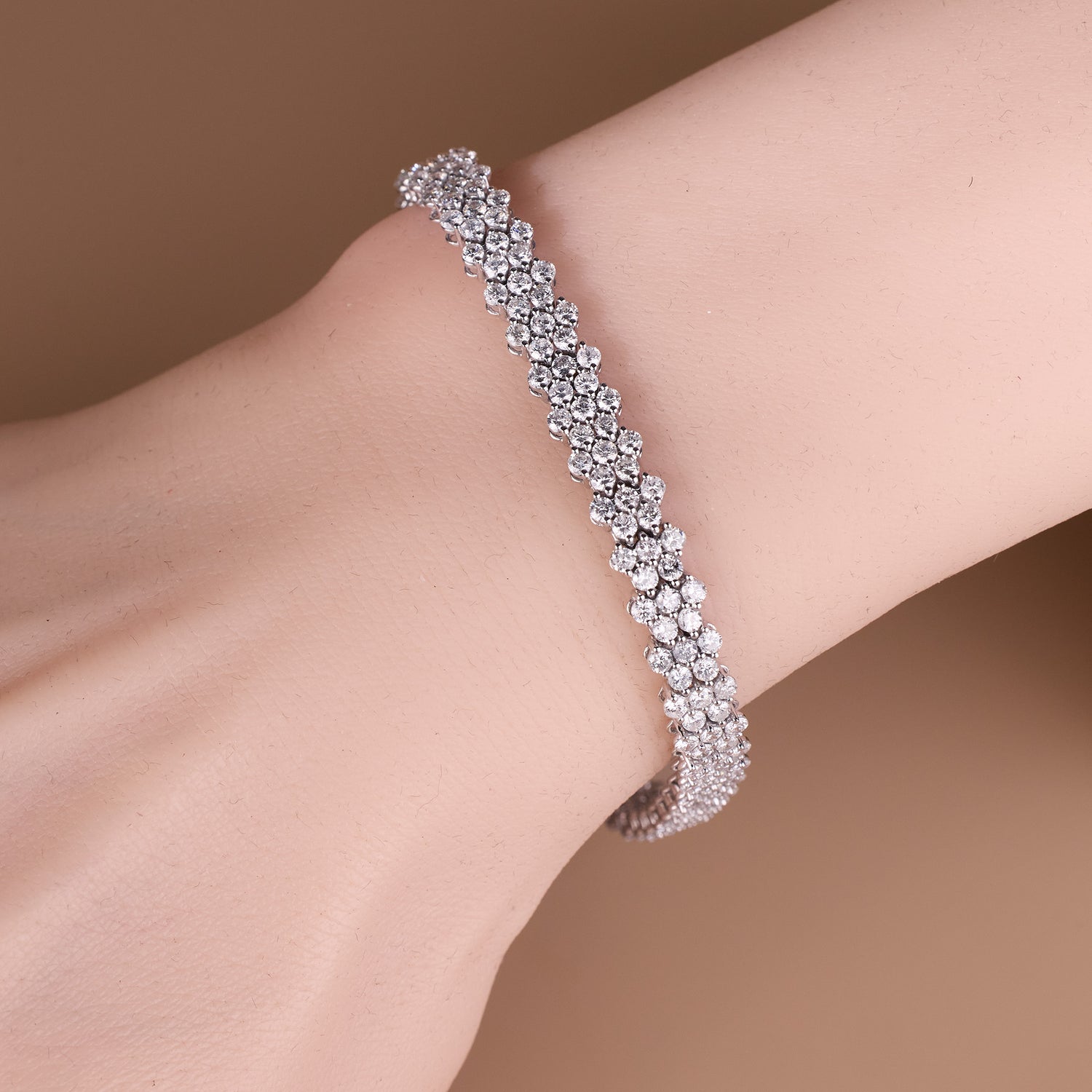 7.61ct.tw. Diamond Bracelet in 18K Gold - Jewelry And Store