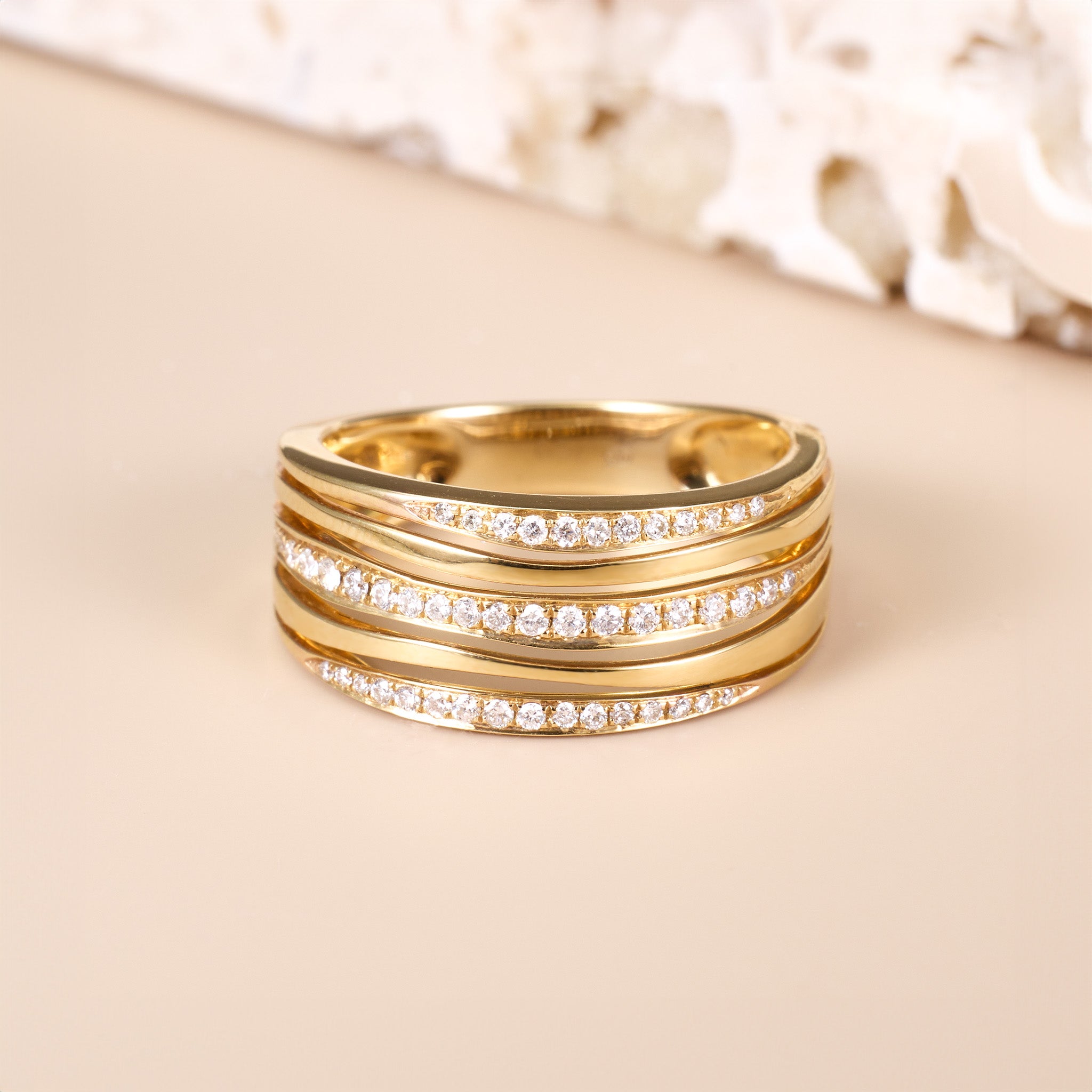 18K Gold Starry Diamond Statement Ring - JewelryAndStore