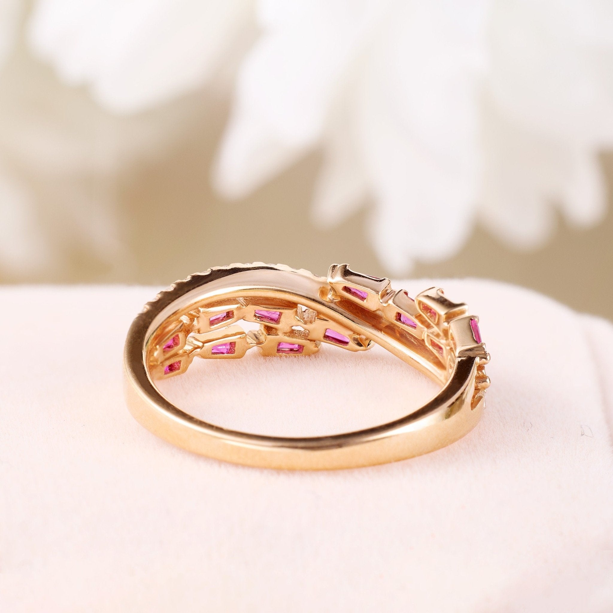 18K Gold Natural Diamond Sapphire Band - Jewelry And Store