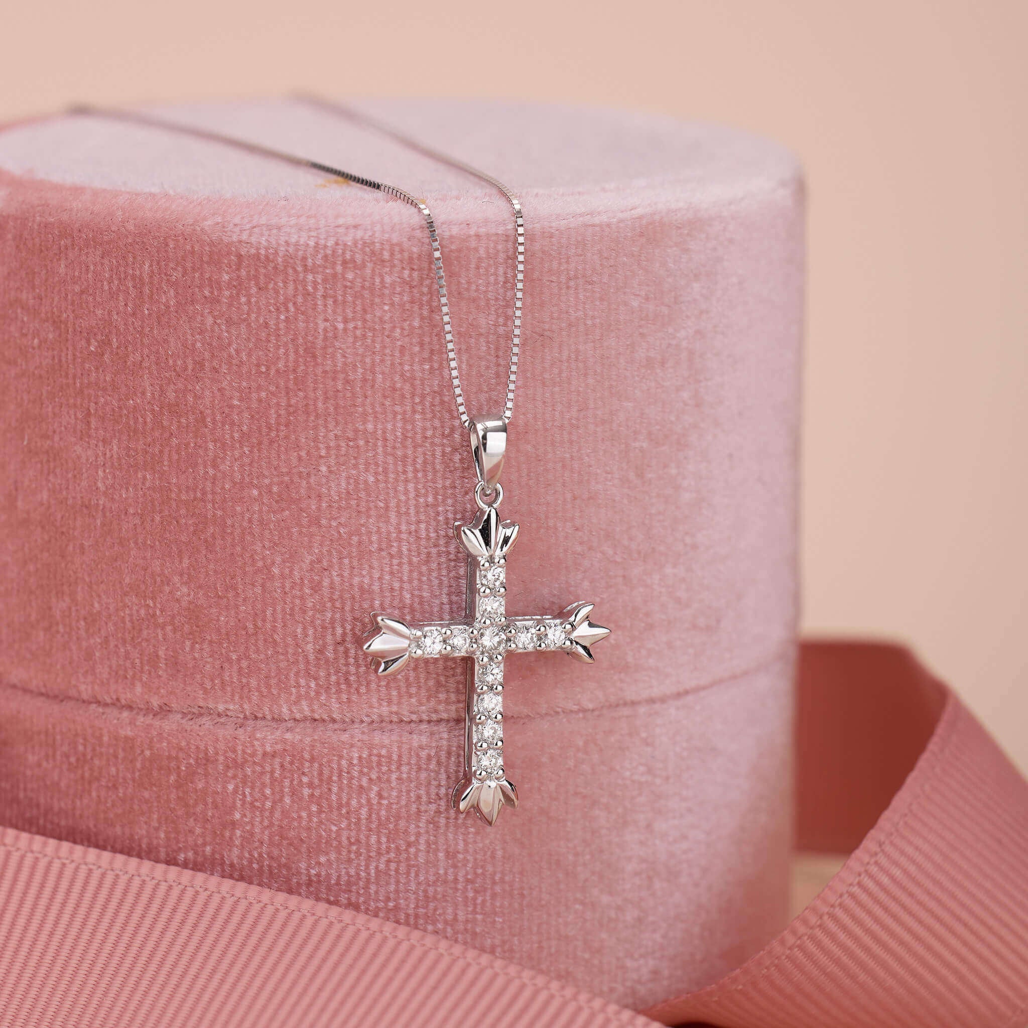 18K Gold Vintage - Styled Cross Pendant with Natural Diamond - Jewelry And Store