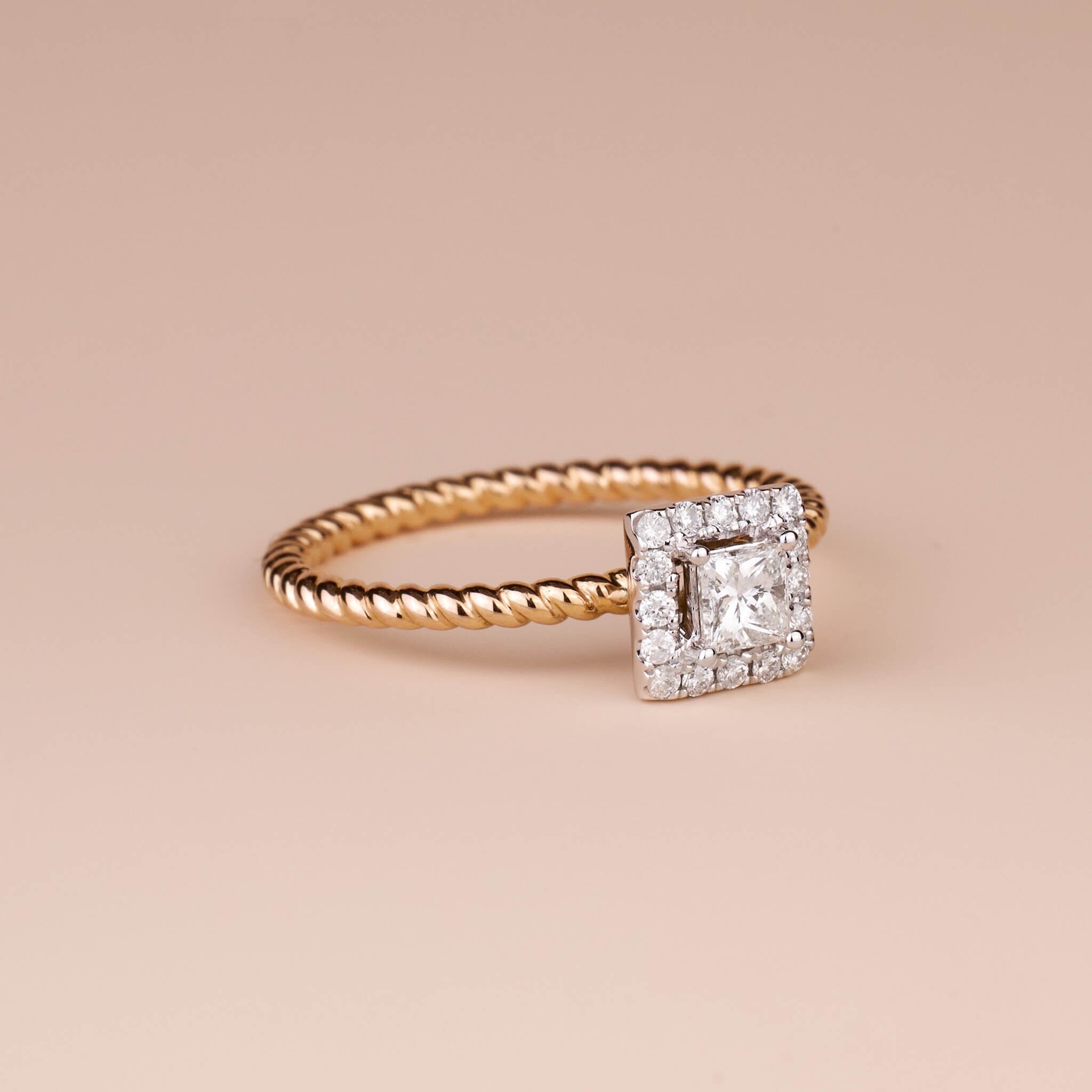 18K Gold Unique Princess - Cut Diamond Engagement Ring - Jewelry And Store