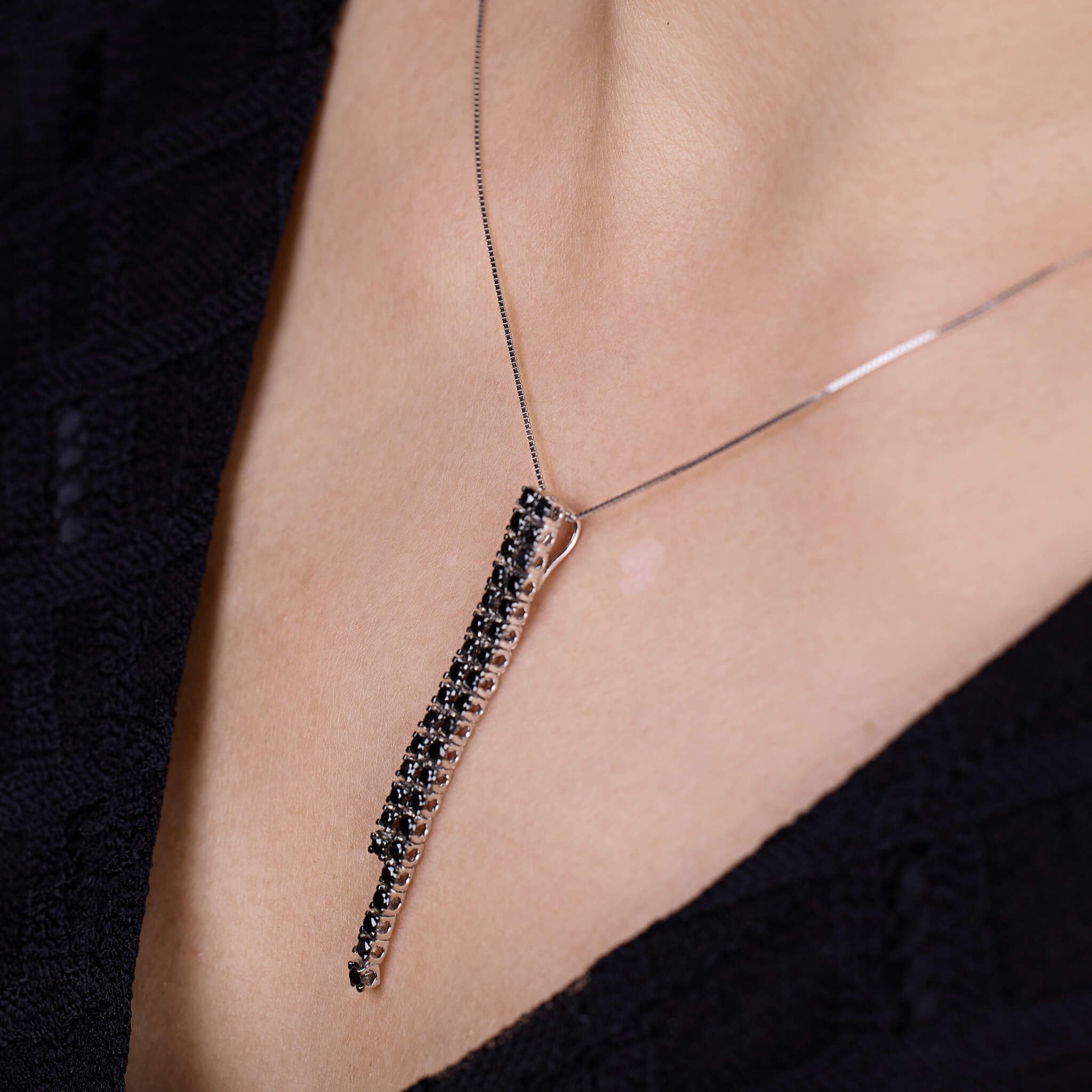18K Gold Black Diamond Chain Pendant - Jewelry And Store