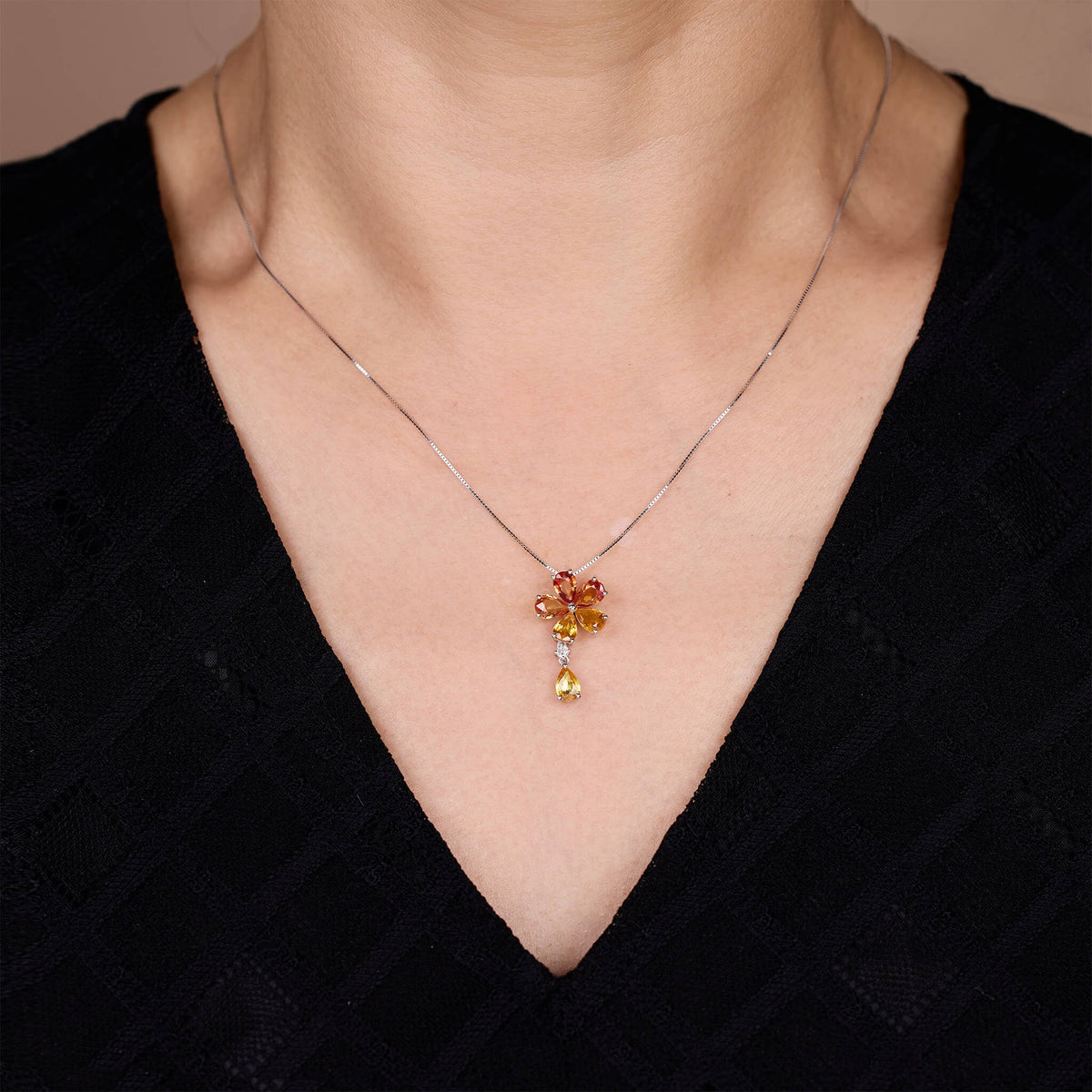 18K Gold Nature Diamond & Fancy Sapphire Flower Pendant - Jewelry And Store