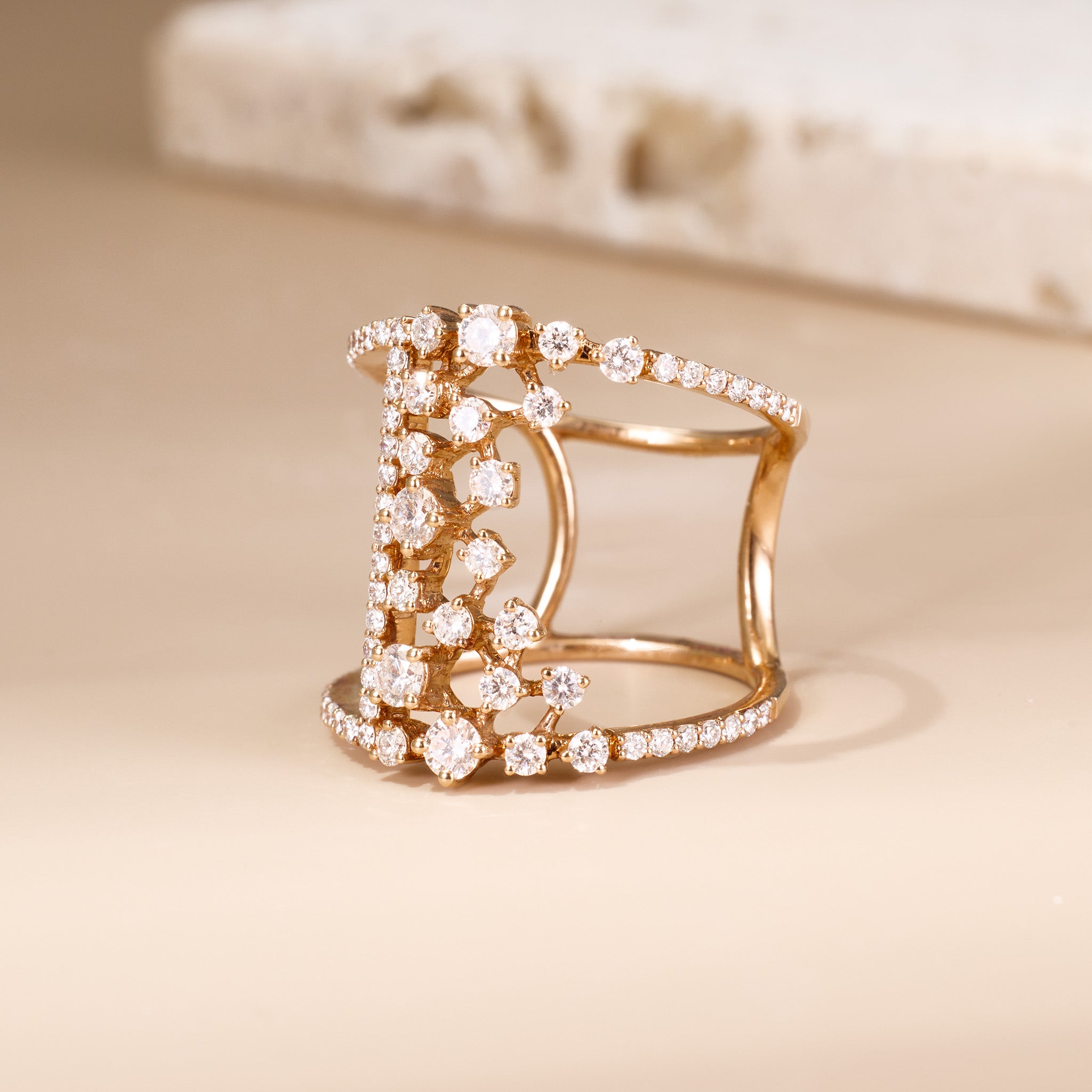 1.18ct.tw Luxury Diamond Ring in 18K Gold - Jewelry And Store