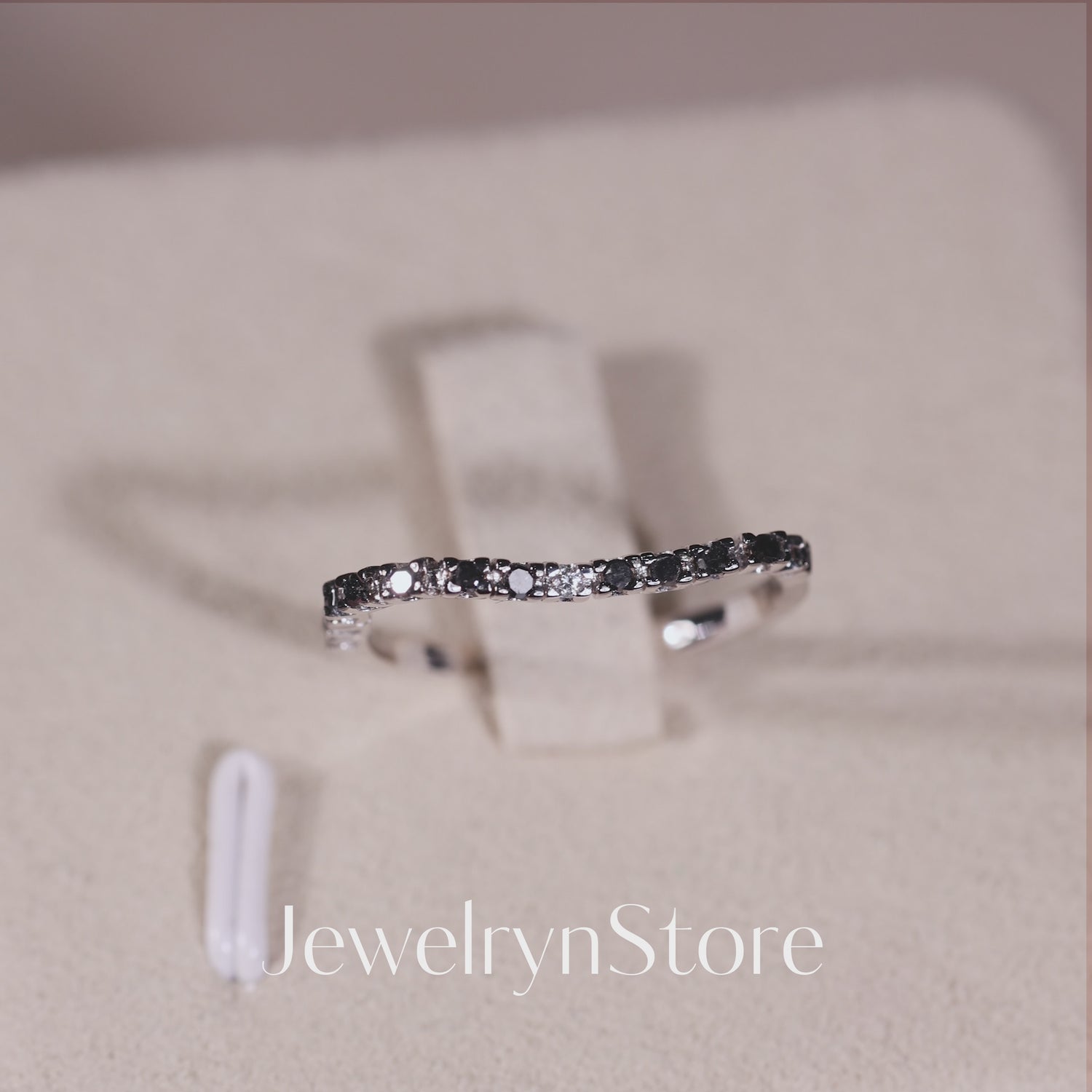 18K Gold Natural Black Diamond Half Soft Ring