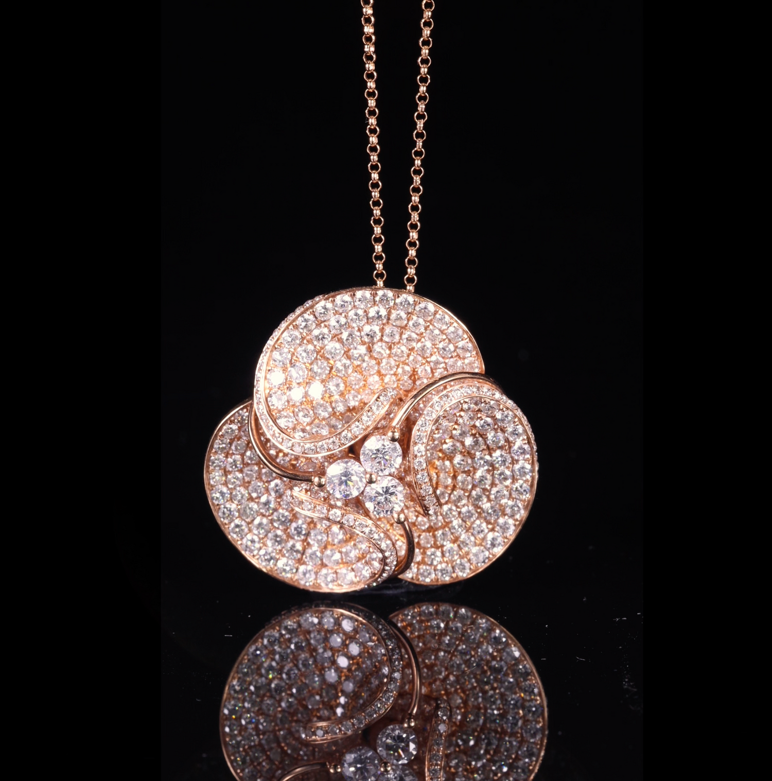 18K Gold Magnolia Pendant with 3.86ct.tw. Natural White Diamonds