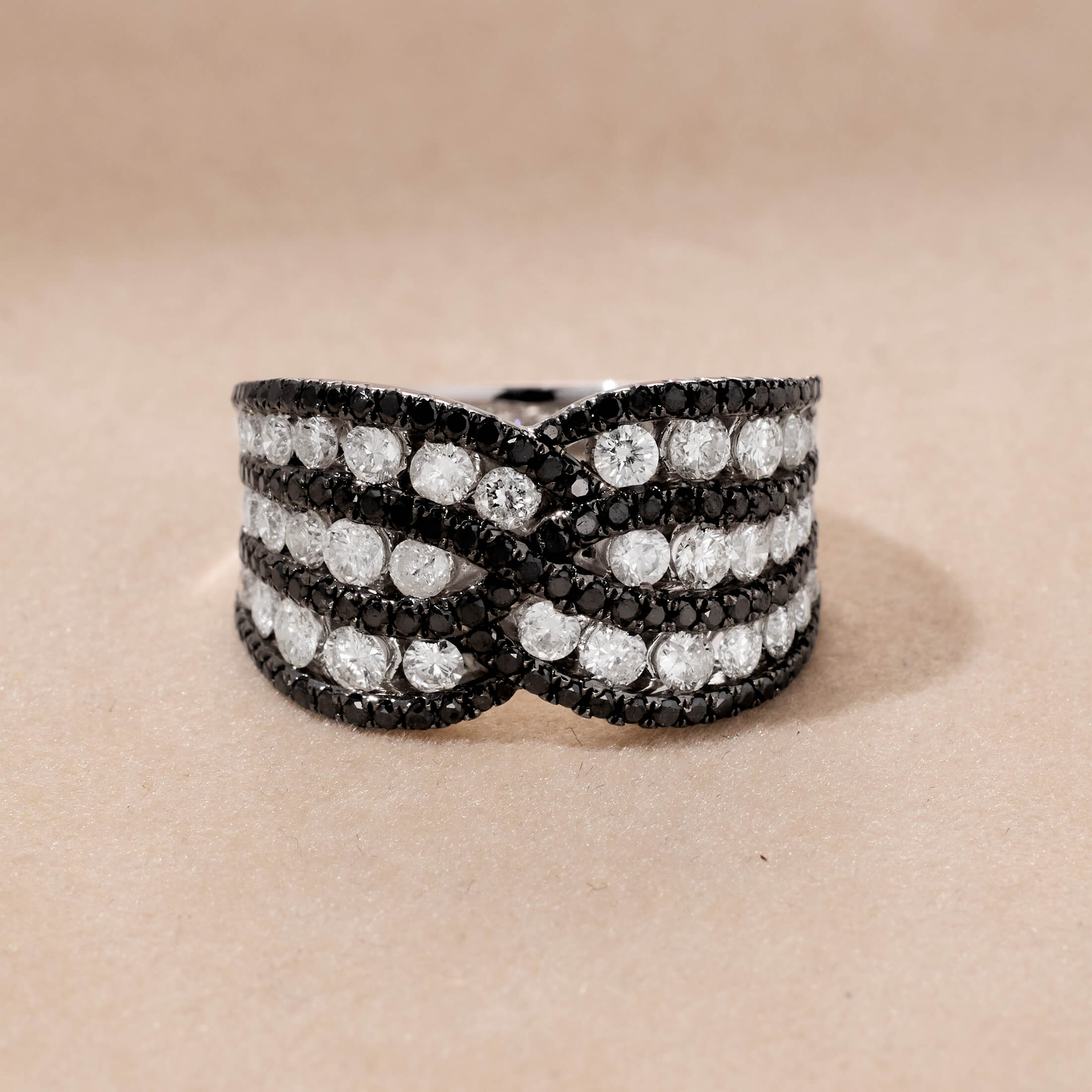 18K Gold Curved Black Diamond Statement Ring - Jewelry And Store