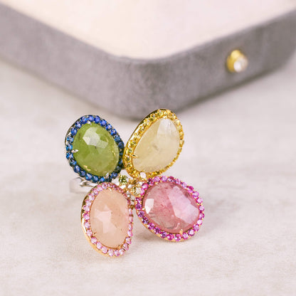 18K Gold Diamond and Slice Sapphire Flower Ring - Jewelry And Store