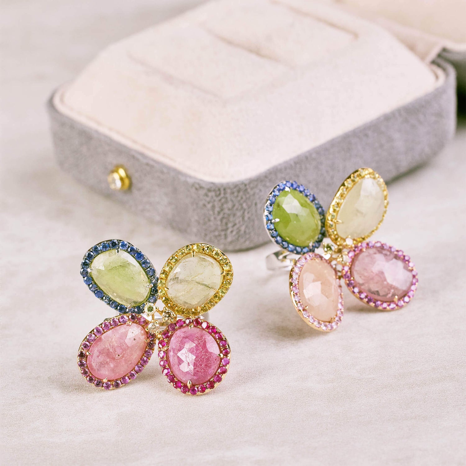 18K Gold Diamond and Slice Sapphire Flower Ring - Jewelry And Store