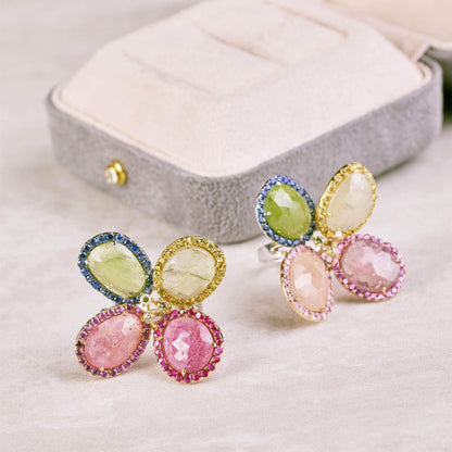 18K Gold Diamond and Slice Sapphire Flower Ring - Jewelry And Store