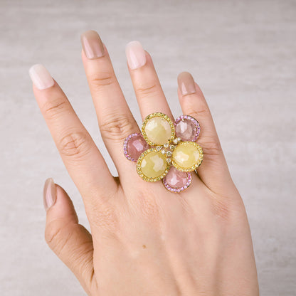 18K Gold Diamond and Slice Sapphire Flower Ring - Jewelry And Store
