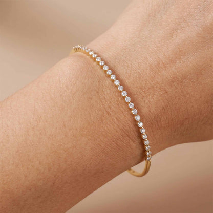 0.97ct Natural Diamond Shared Prong Tennis Bangle in 18K Rose Gold - JewelryAndStore