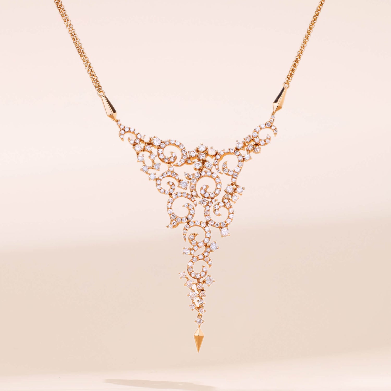2.86ct.tw. Natural Diamond Necklace in 18K Gold