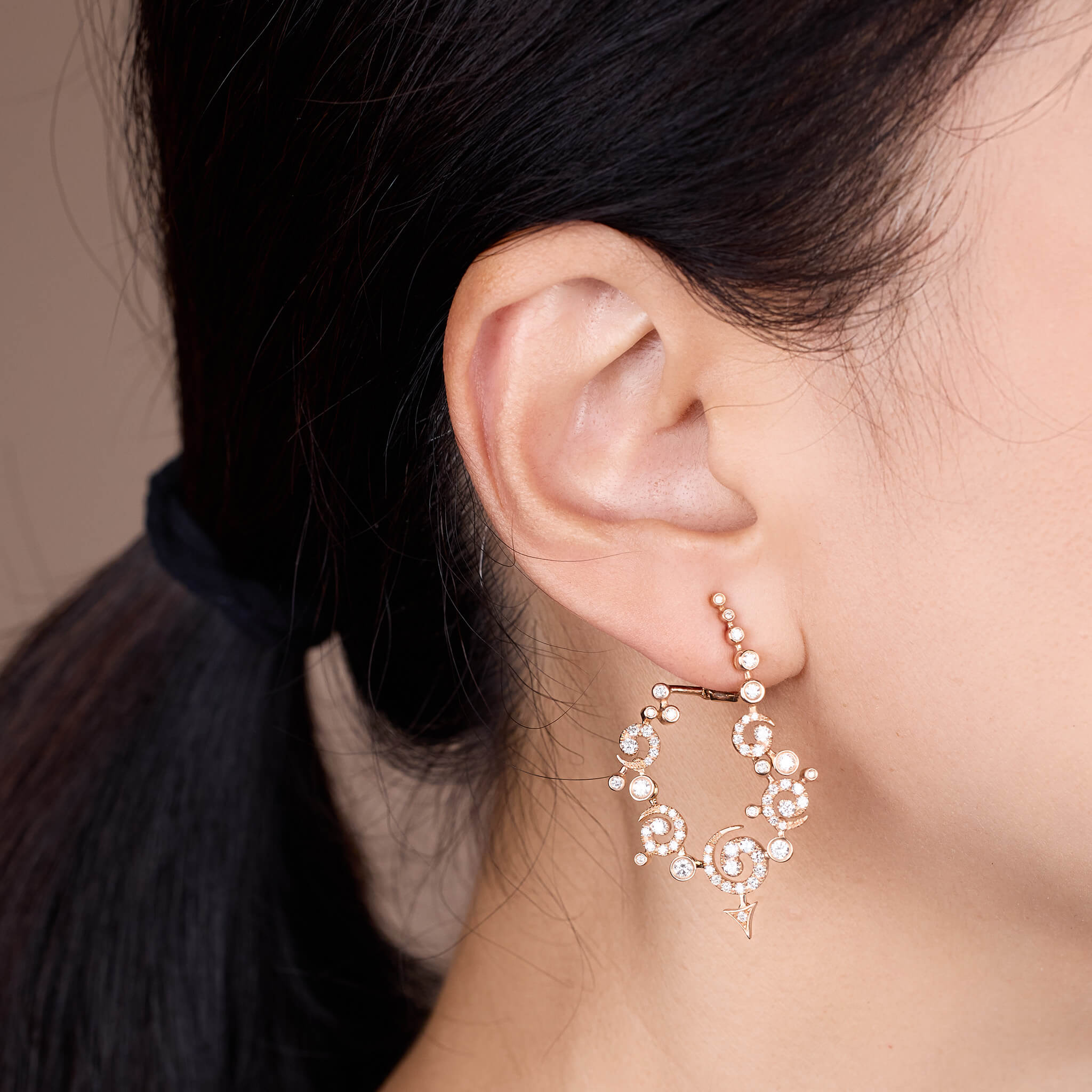 1.71ct.tw. Natural Diamond Earrings in 18K Gold