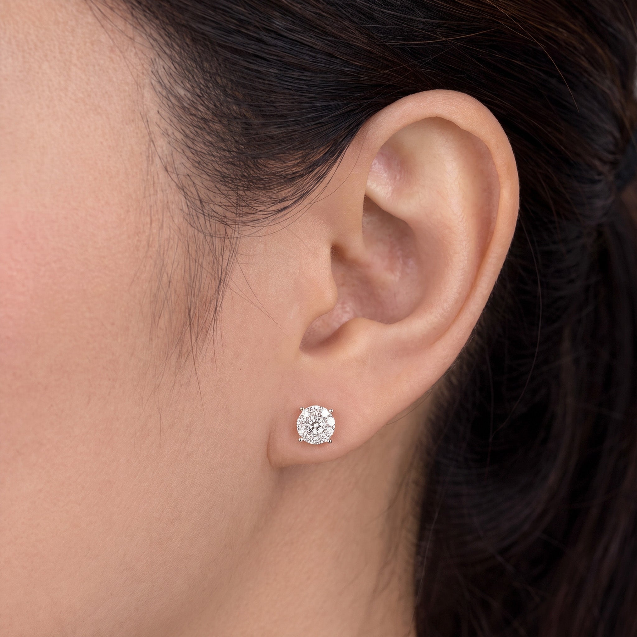 18K Gold Classic Diamond Cluster Earrings - JewelryAndStore