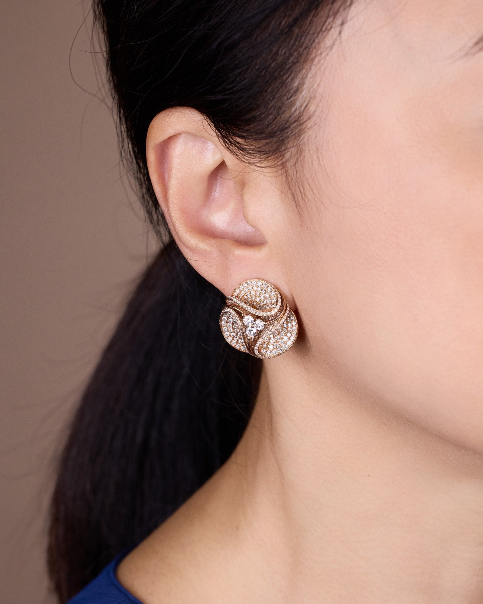 6.20 ct.tw. Natural Diamond Earrings in 18K Gold