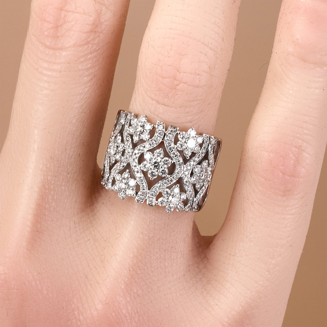 18K White Gold Vintage - Inspired Diamond Filigree Ring - JewelryAndStore