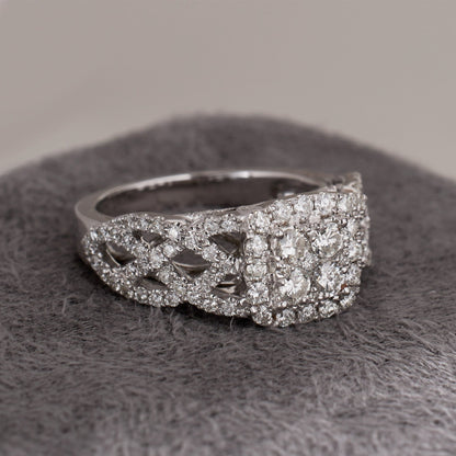 Vintage-Styled Diamond Engagement Ring