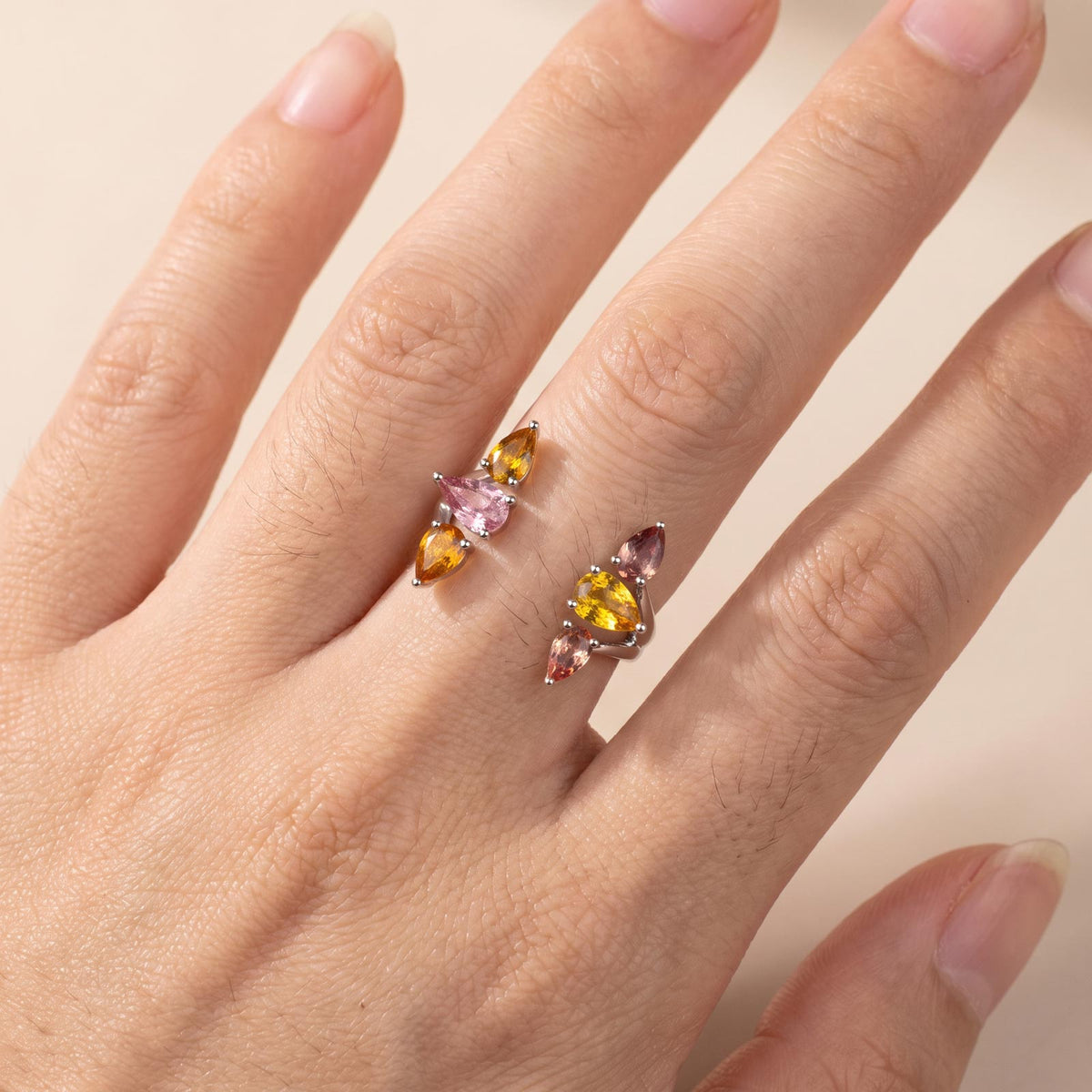 18K Gold Tulip Wrap Ring with Natural Fancy Sapphire - JewelryAndStore
