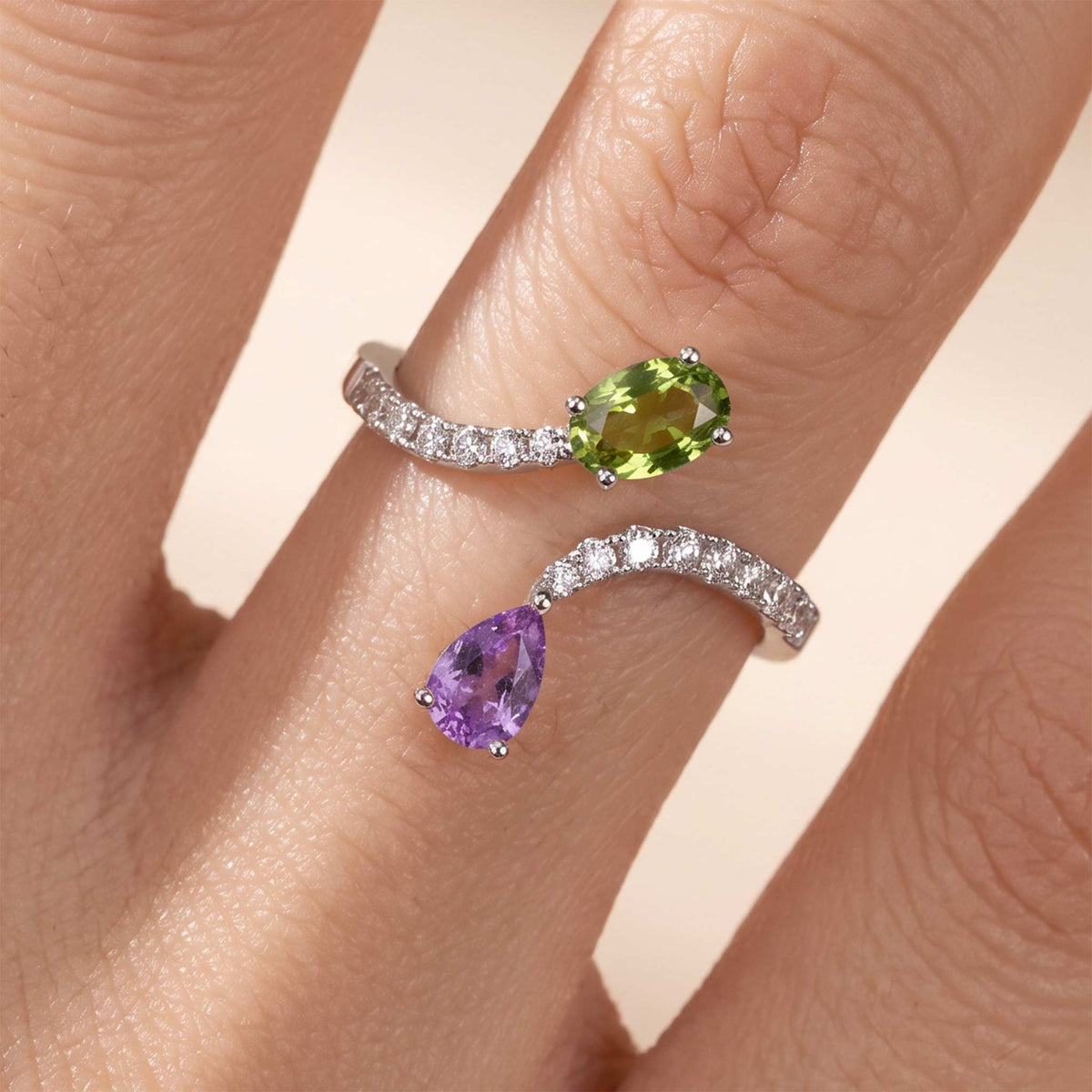 18K White Gold Pear-Shape Natural Fancy Sapphire Open Ring