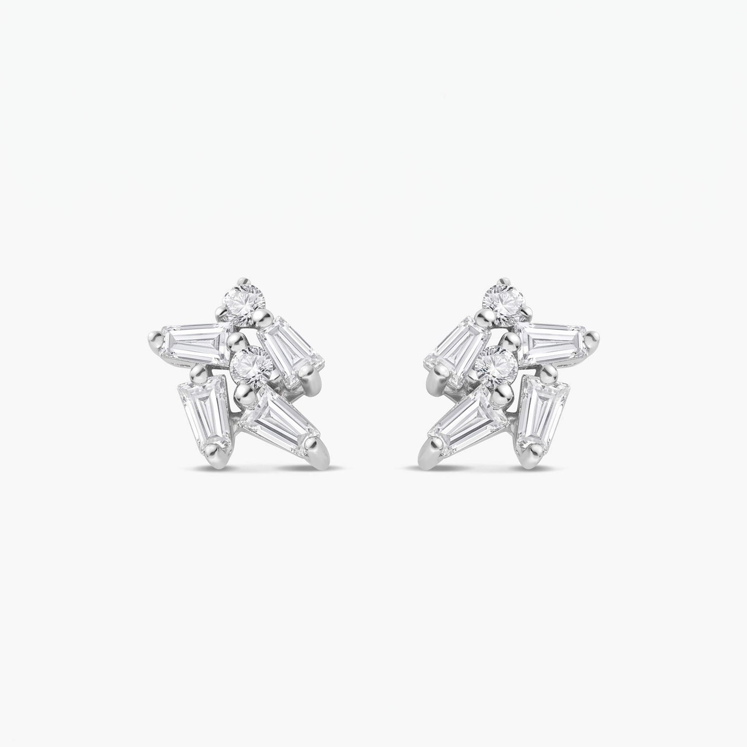 18K Gold Cluster Earring Studs with Natural Diamonds