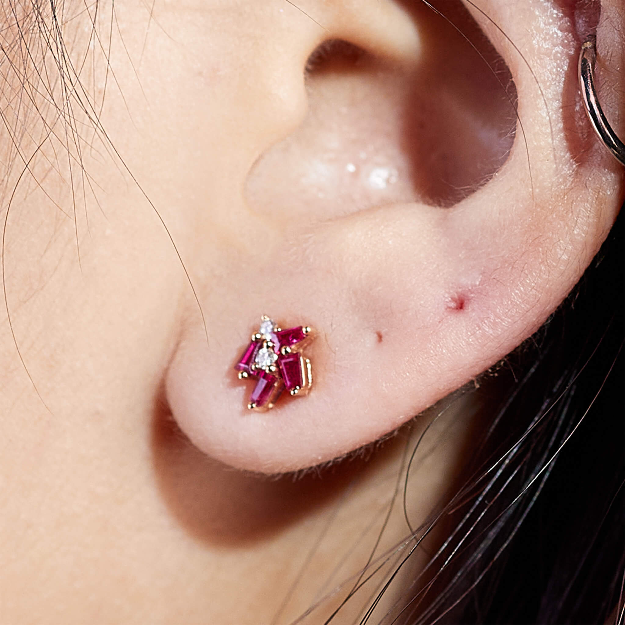 18K Gold Cluster Earring Studs with Natural Diamond &amp; Ruby