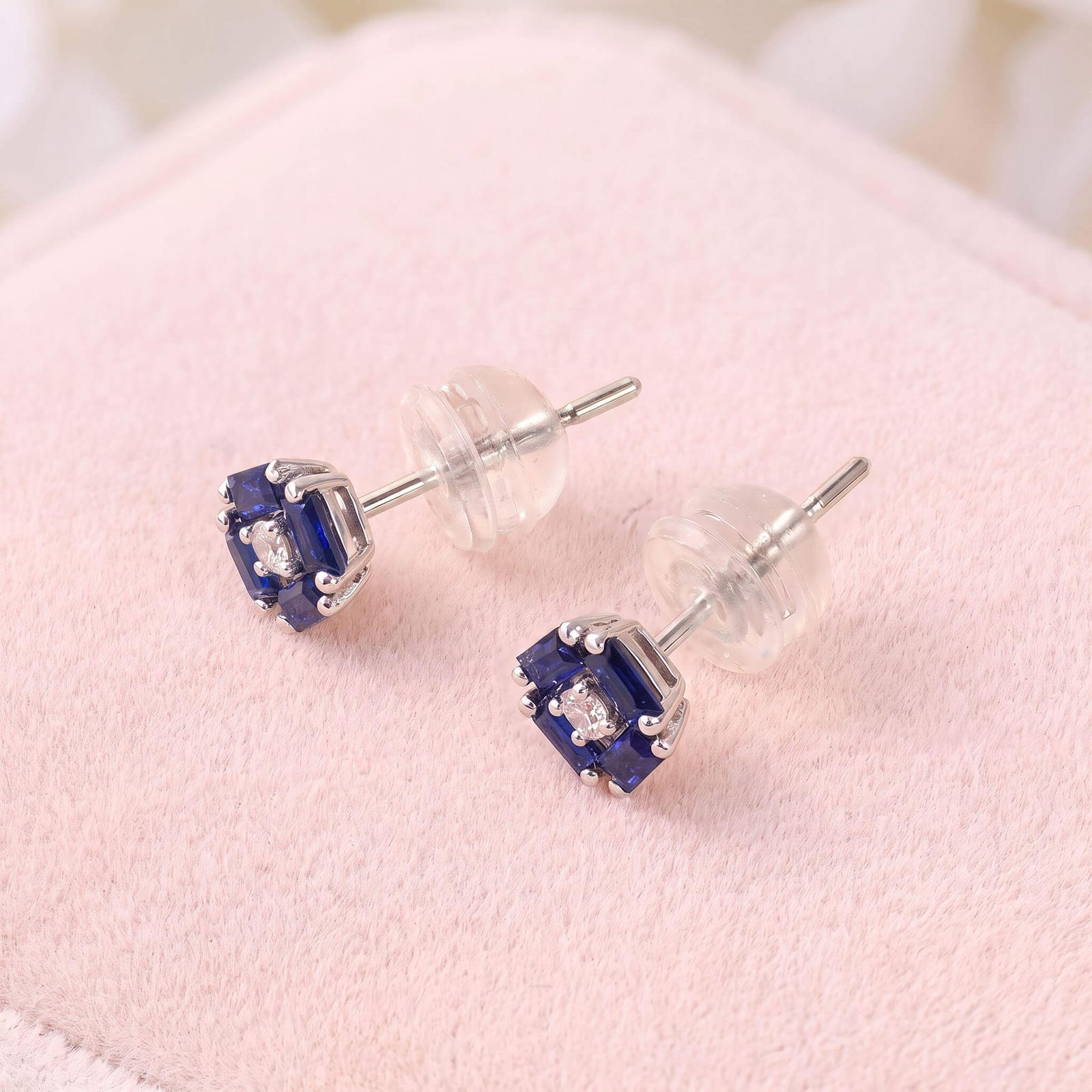 18K Gold Cluster Earring Studs with Natural Diamonds &amp; Blue Sapphires