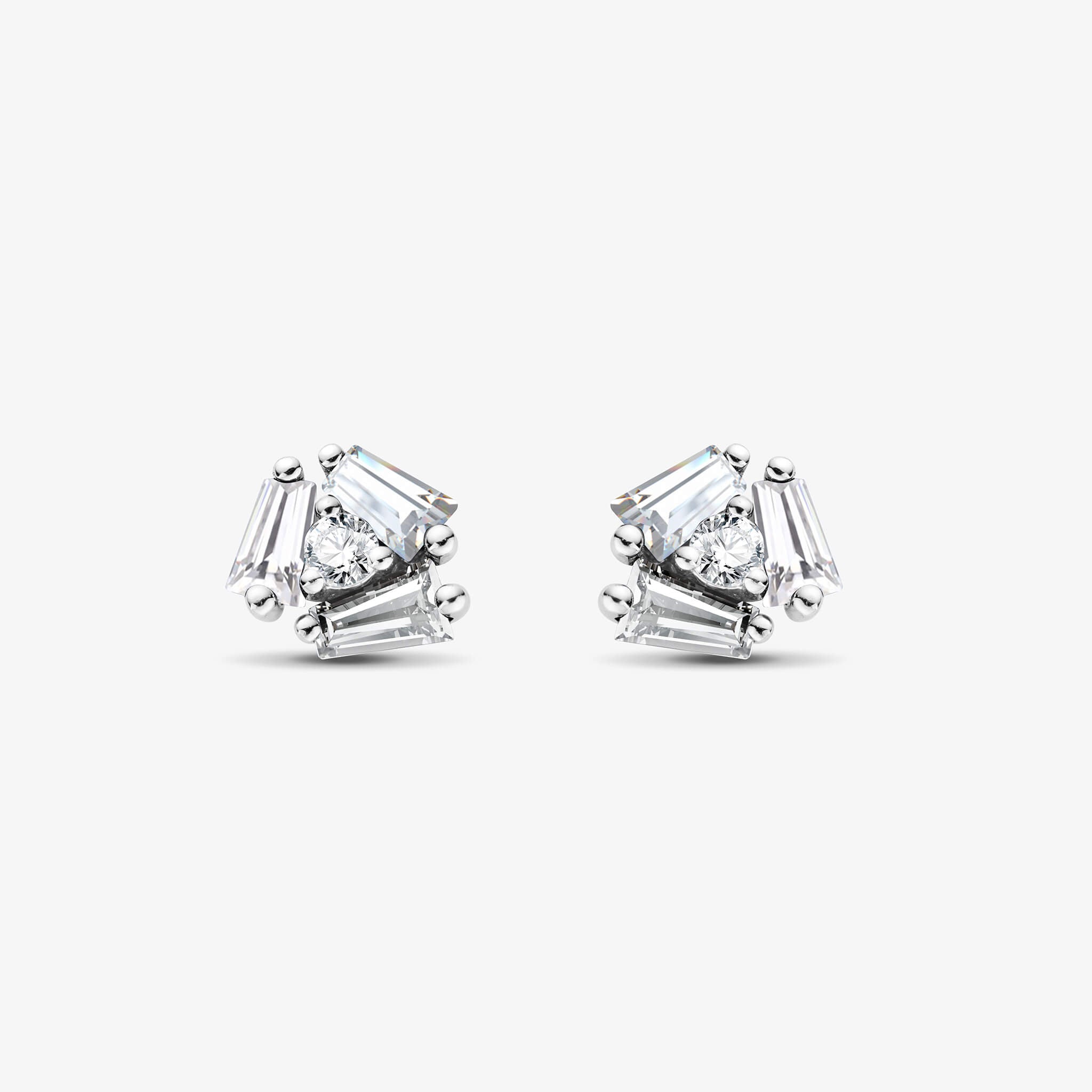 18K Gold Cluster Earring Studs with Natural Diamonds