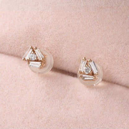 18K Gold Cluster Earring Studs with Natural Diamonds
