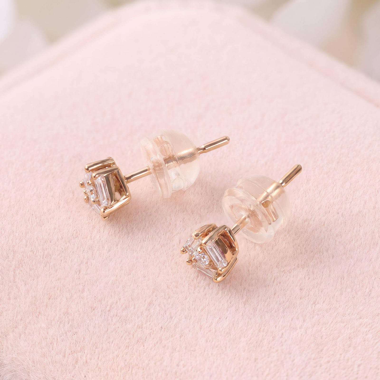 18K Gold Cluster Earring Studs with Natural Diamonds