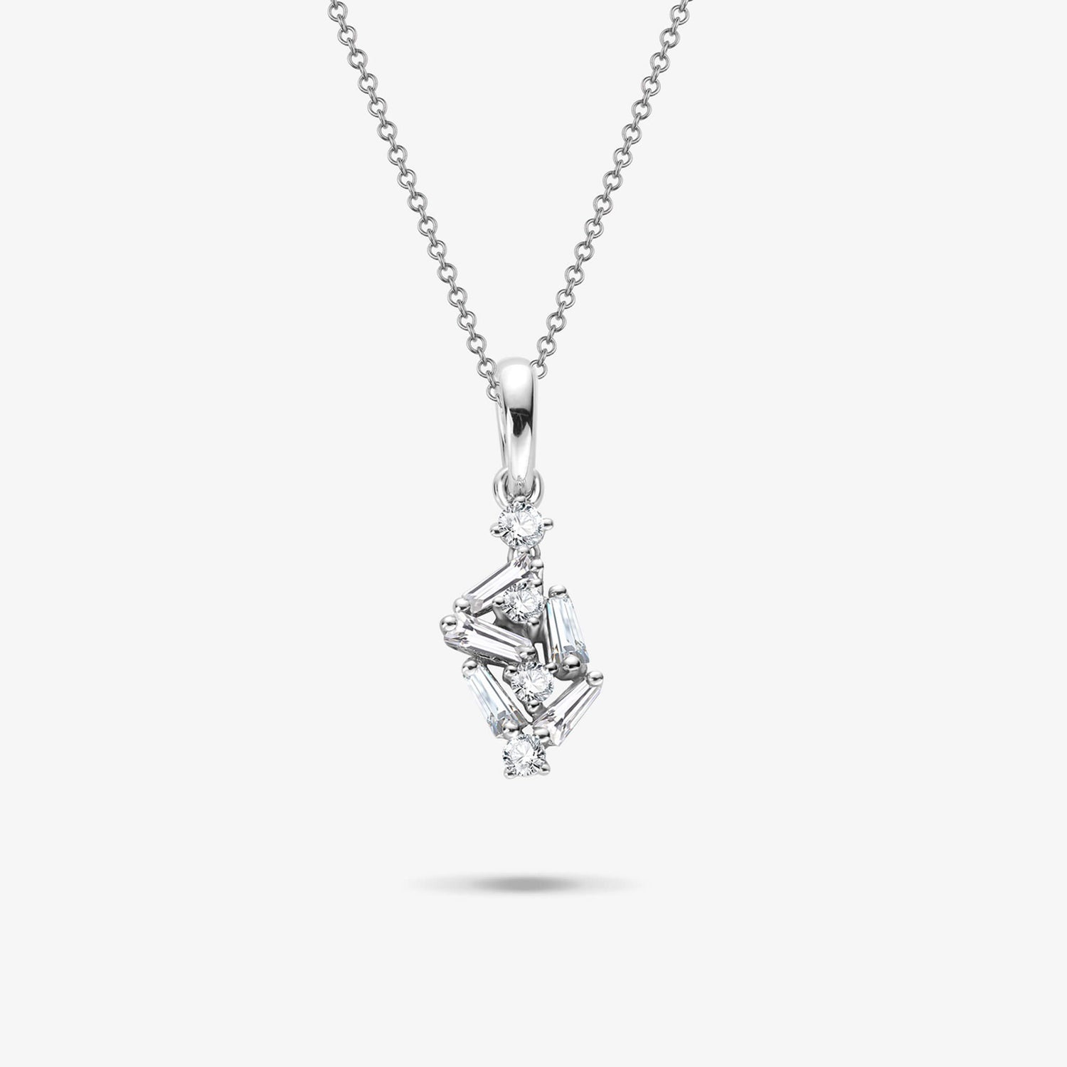 18K Gold Cluster Pendant with Diamonds