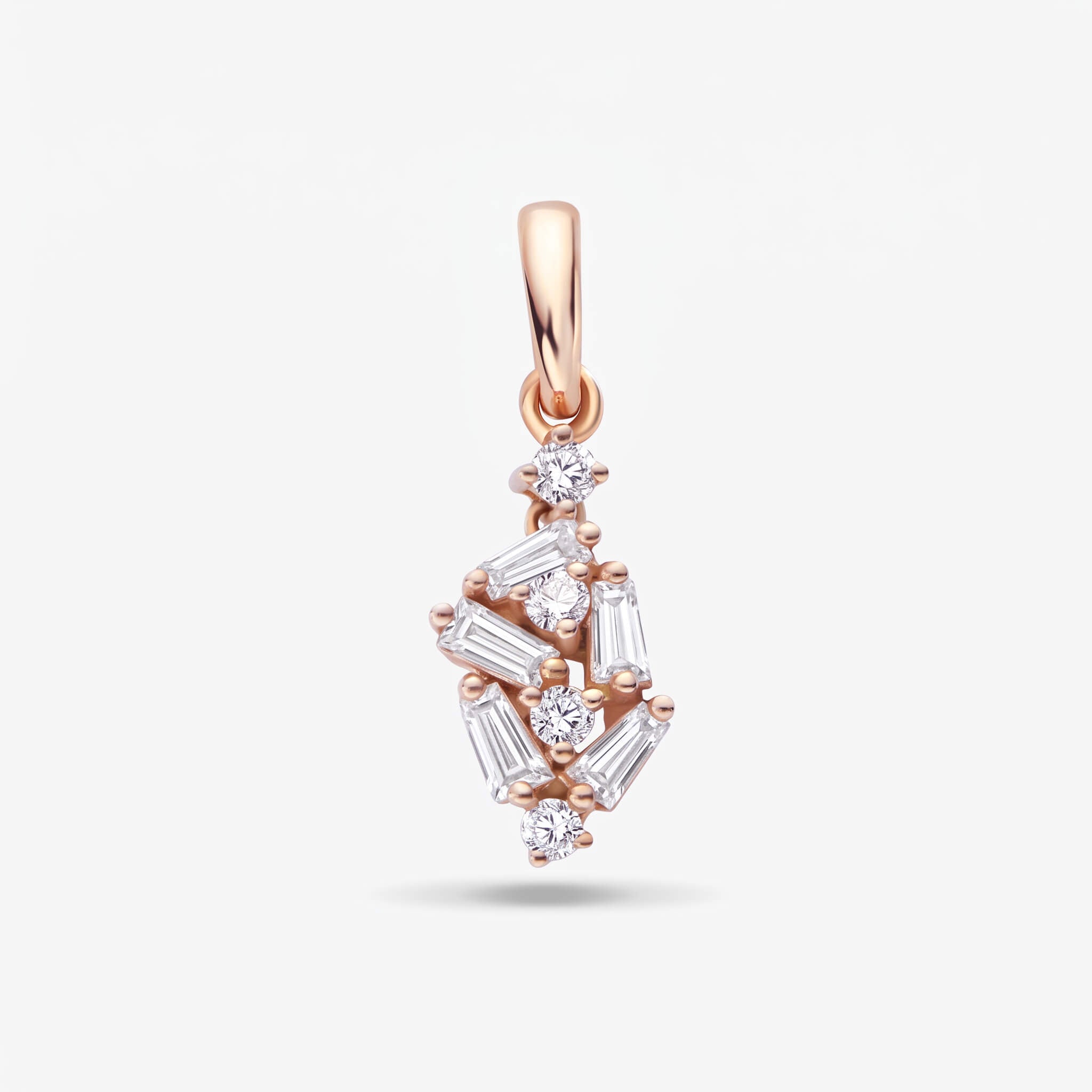 18K Gold Cluster Pendant with Diamonds