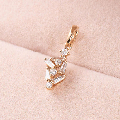 18K Gold Cluster Pendant with Diamonds
